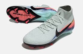 کفش فوتبال نایک مرکوریال یونایتد Nike Mercurial 002